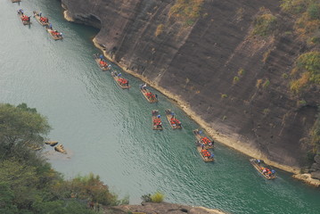热恋情侣适合官宣的朋友圈文案
