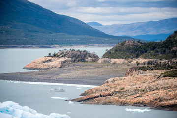 冲照片和洗照片分别是什么意思。