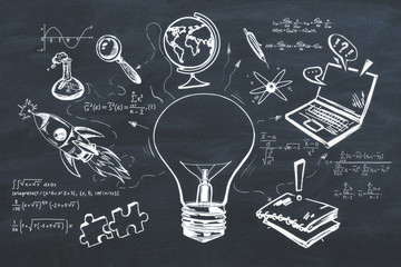 邻家花美男里那个熊猫眼女编辑叫什么？