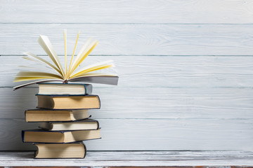 如何把照片发给别人手机？