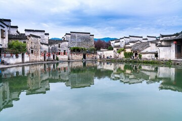 4minute和2NE1出道至今在歌谣节目和各大颁奖礼中得过哪些奖？