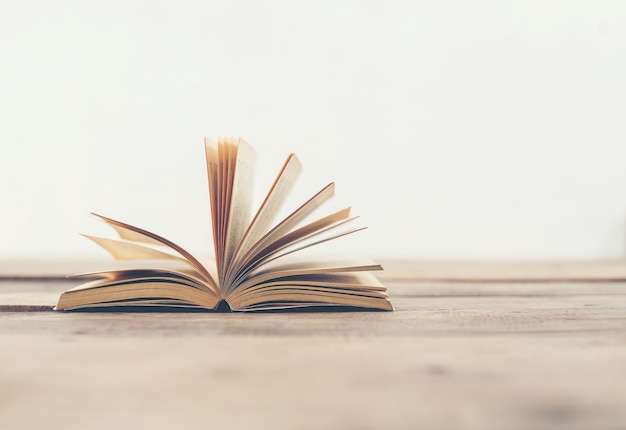 谁有《天下无贼》里那段经典的打劫的台词_1