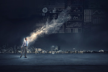 DNF求个详细的战争英雄之无双太刀属性……