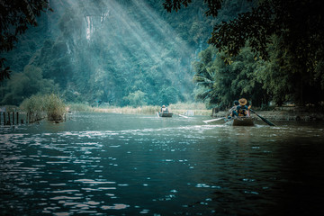 如何把照片发给别人手机？